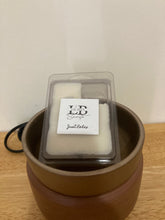 Load image into Gallery viewer, Wax Melt and Candle Warmer ( Pewter Walnut )
